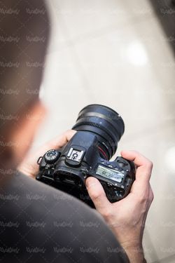 عکاس حرفه ای دوربین عکاسی حرفه ای
