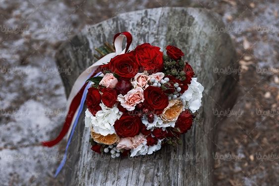 دسته گل عروس گلفروشی
