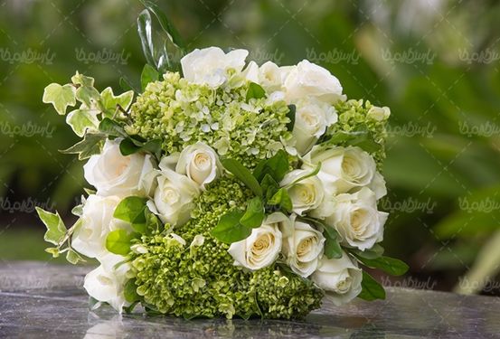 دسته گل عروس گلفروشی