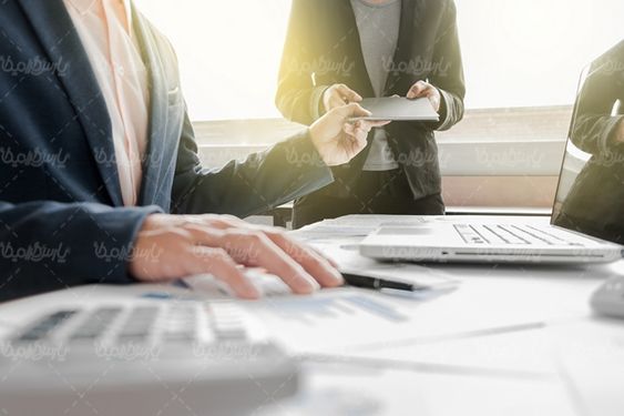 میز کار لپ تاپ خودنویس
