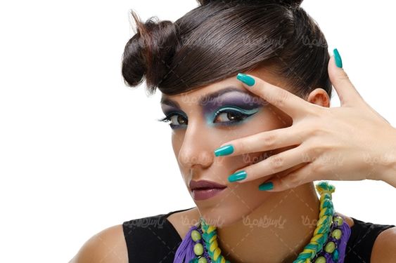 سالن آرایش چهره دختر سالن زیبایی