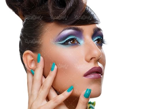 سالن آرایش چهره دختر سالن زیبایی