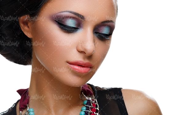 سالن آرایش چهره دختر سالن زیبایی