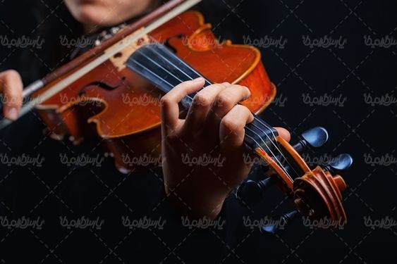 کلاس موسیقی آلات موسیقی ویالون