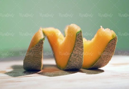 طالبی میوه فروشی سوپر میوه میوه سرا