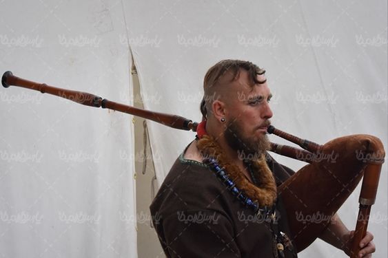 وایکینگ ها مرد جنگی شیپور جنگ
