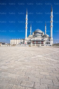 جاذبه های گردشگری بنای قدیمی