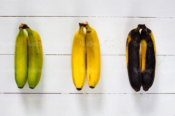 موز میوه فروشی میوه سرا