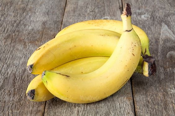 موز میوه فروشی میوه سرا