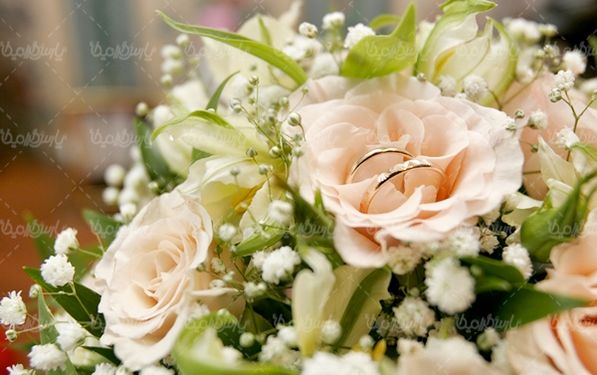 دسته گل عروس مزون عروس حلقه ازدواج