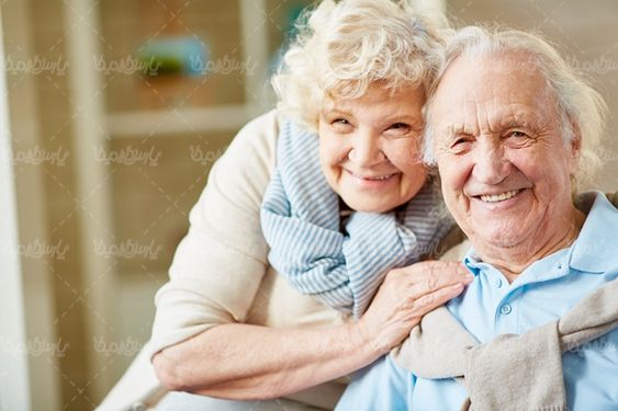 زن و مرد پیر سالمندان افراد سالخرده