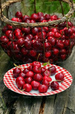 گیلاس میوه فروشی سوپر میوه