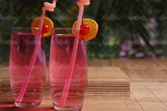 آبمیوه طبیعی آب میوه کافی شاپ