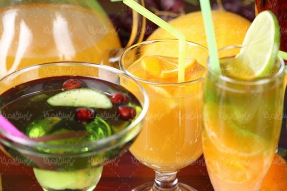 آبمیوه طبیعی آب میوه کافی شاپ