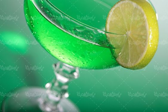 آبمیوه طبیعی آب میوه کافی شاپ