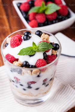 کافی شاپ بستنی میوه ای