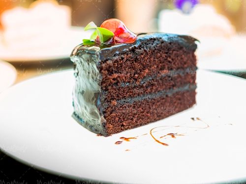 قنادی کیک شکلاتی شیرینی سرا
