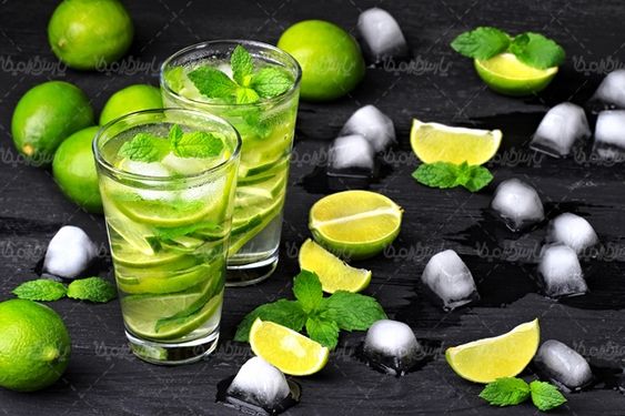 آبمیوه طبیعی آب میوه لیمو نعناع