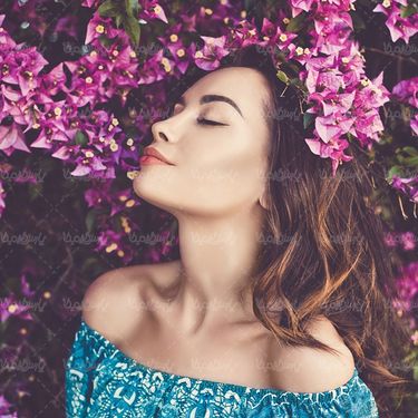 سالن آرایش چهره زن چهره دختر
