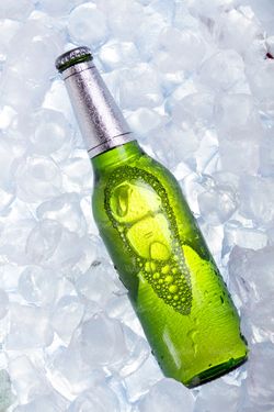 دلستر شیشه ای ابمیوه گازدار