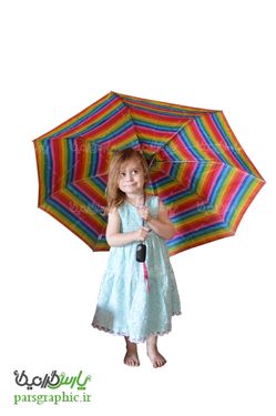 تصویر دوربری شده دختربچه