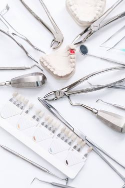 تجهیزات دندان پزشکی مولاژ آمپول بی حسی کاشت دندان7