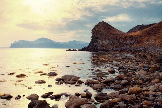 ساحل دریا ساحل سنگی چشم انداز منظره دریای آرام
