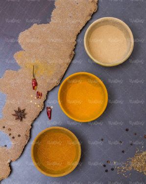 ادویه جات دارچین ظرف سفالی ادویه پودر زردچوبه3