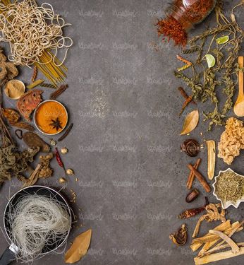 ادویه جات عطاری ظرف سفالی ادویه  فروشی میوه خشک شده4