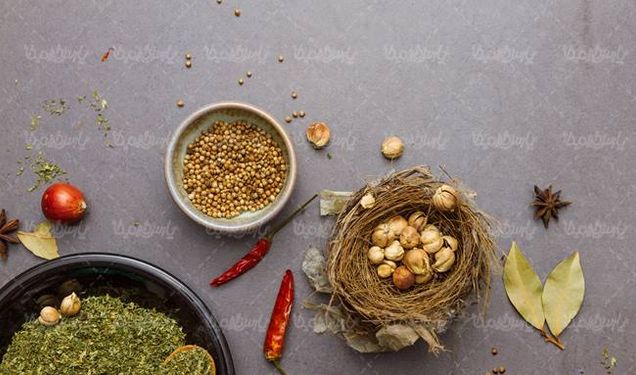 فلفل قرمز تازه عطاری ادویه جات خشکبار پیاز انجیر خشک