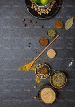 فلفل قرمز تازه عطاری ادویه جات خشکبار  دارچین خمیر مایه