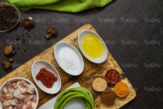 عطاری خشکبار   ظروف ادویه قاشق چوبی سبزی خشک ادویه جات گوشت مرغ