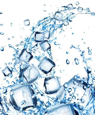 آب پاشش آب پاشیده شدن آب قطرات  یخ