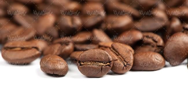 قهوه نوشیدنی تلخ دانه های قهوه قهوه فرآوری شده