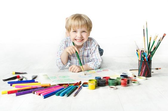 پیش دبستانی کودکستان نقاشی مداد رنگی