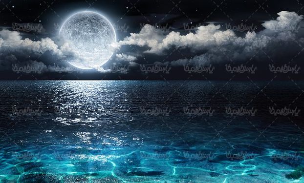 شب مهتابی چشم انداز دریا ماه کامل