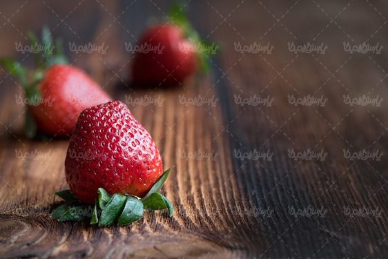 توت فرنگی میوه فروشی میوه سرا