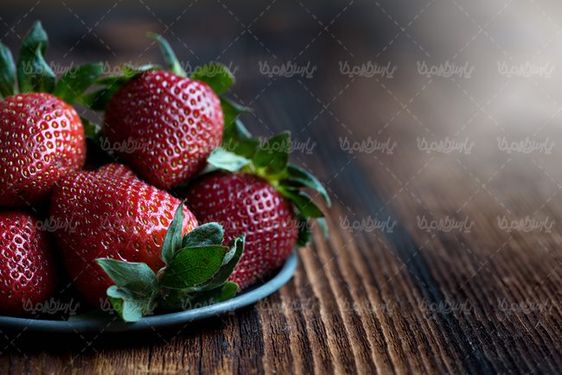 توت فرنگی میوه فروشی میوه سرا