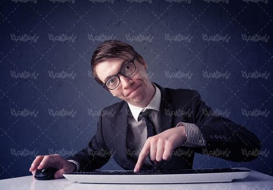 صفحه کلید و موس بیسیم مهندس کامپیوتر