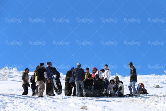 دانلود عکس تیوپ سواری