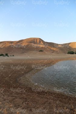 چشم انداز زیبای دریاچه