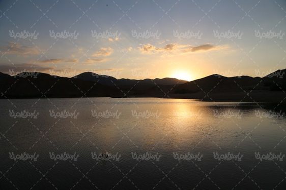 چشم انداز زیبای غروب خورشید