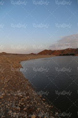 منظره غروب دریاچه