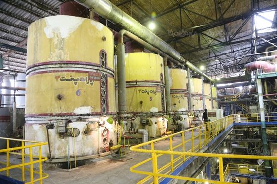 عکس با کیفیت تجهیزات کارخانه قند