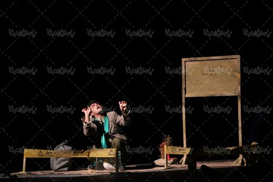 تصویر با کیفیت تئاتر
