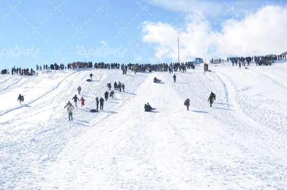 عکس با کیفیت تفریحات زمستانی