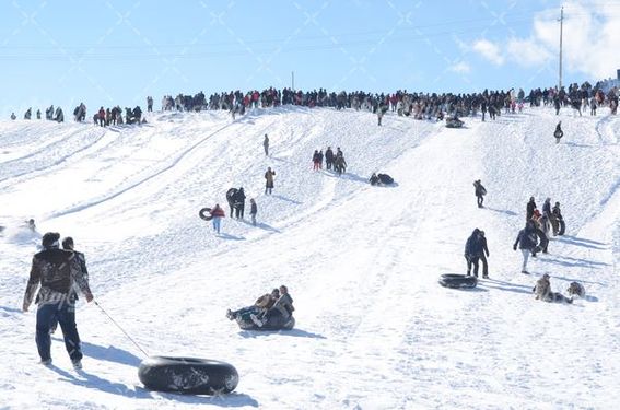 دانلودعکس با کیفیت تفریحات زمستانی