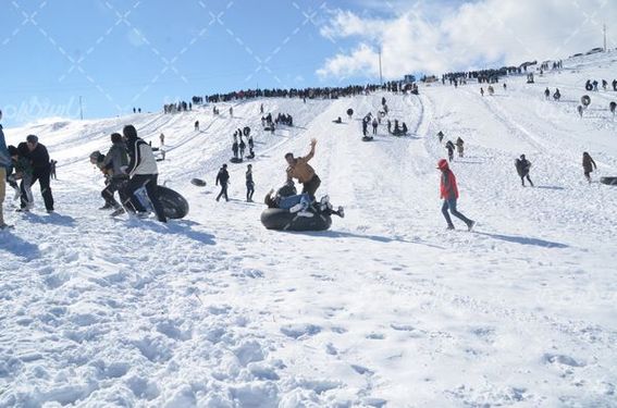 دانلودتصویر  با کیفیت تفریحات زمستانی