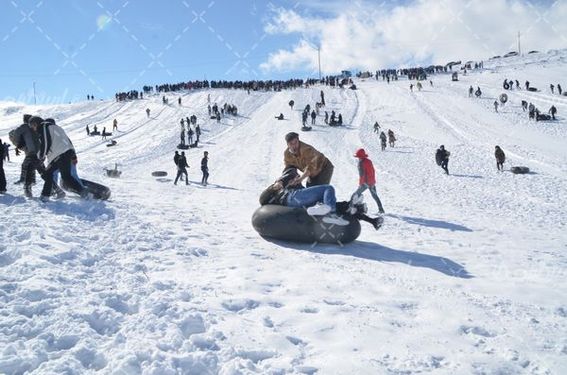 دانلودتصویر  با کیفیت تفریحات زمستانی