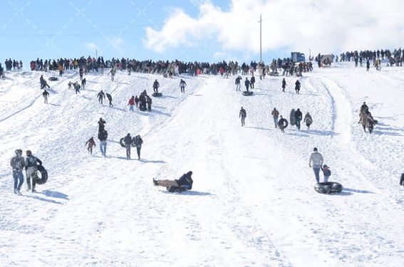 دانلودتصویر  با کیفیت تفریحات زمستانی